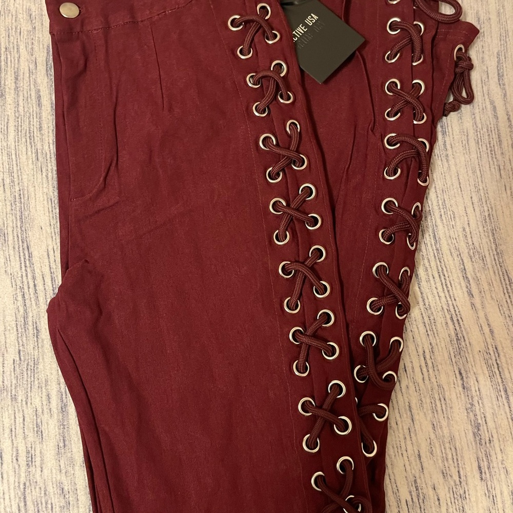 Burgundy side lace pant